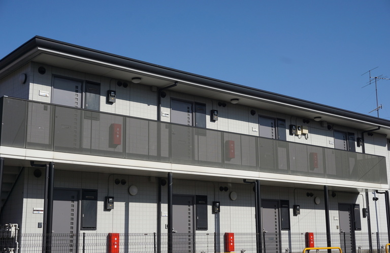 アパートの見栄えと機能性を高める施工を | 沖縄で外壁塗装なら臨機応変に対応できる株式会社MMS沖縄